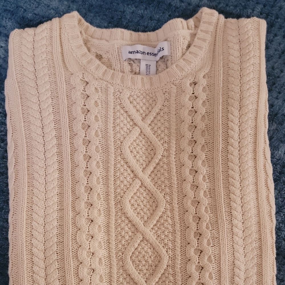 Amazon Essentials MEN'S Cream Cable Knit Sweater